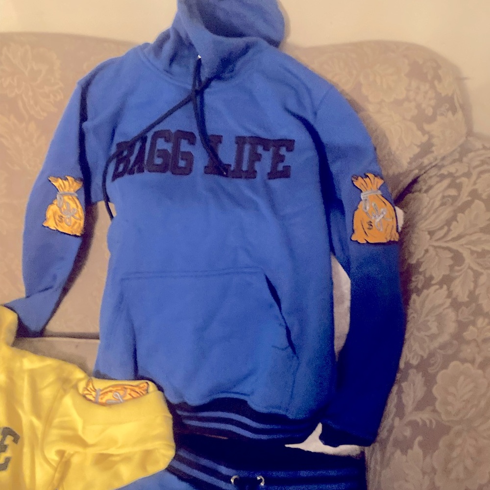 BAGGLIFE jogging suits and jogger sets slides and much more